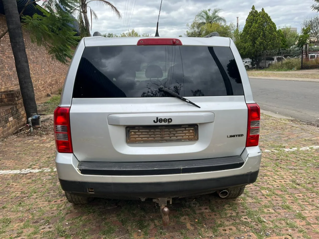 2014 Jeep Patriot  view 4
