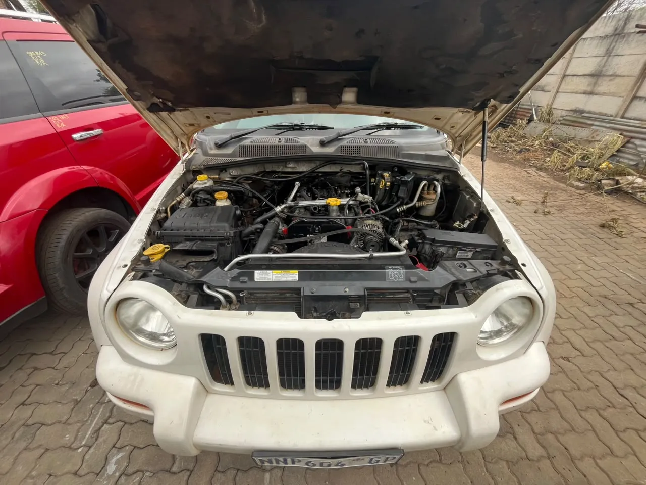 2002 Jeep Cherokee  view 3