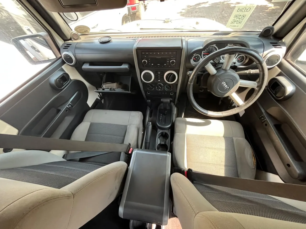 2010 Jeep Wrangler  view 6