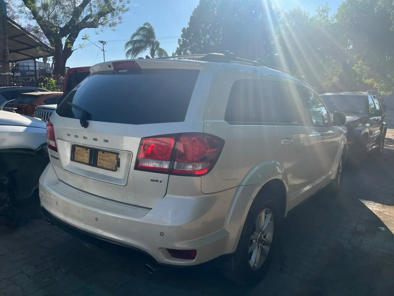 2013 Dodge Journey  view 2
