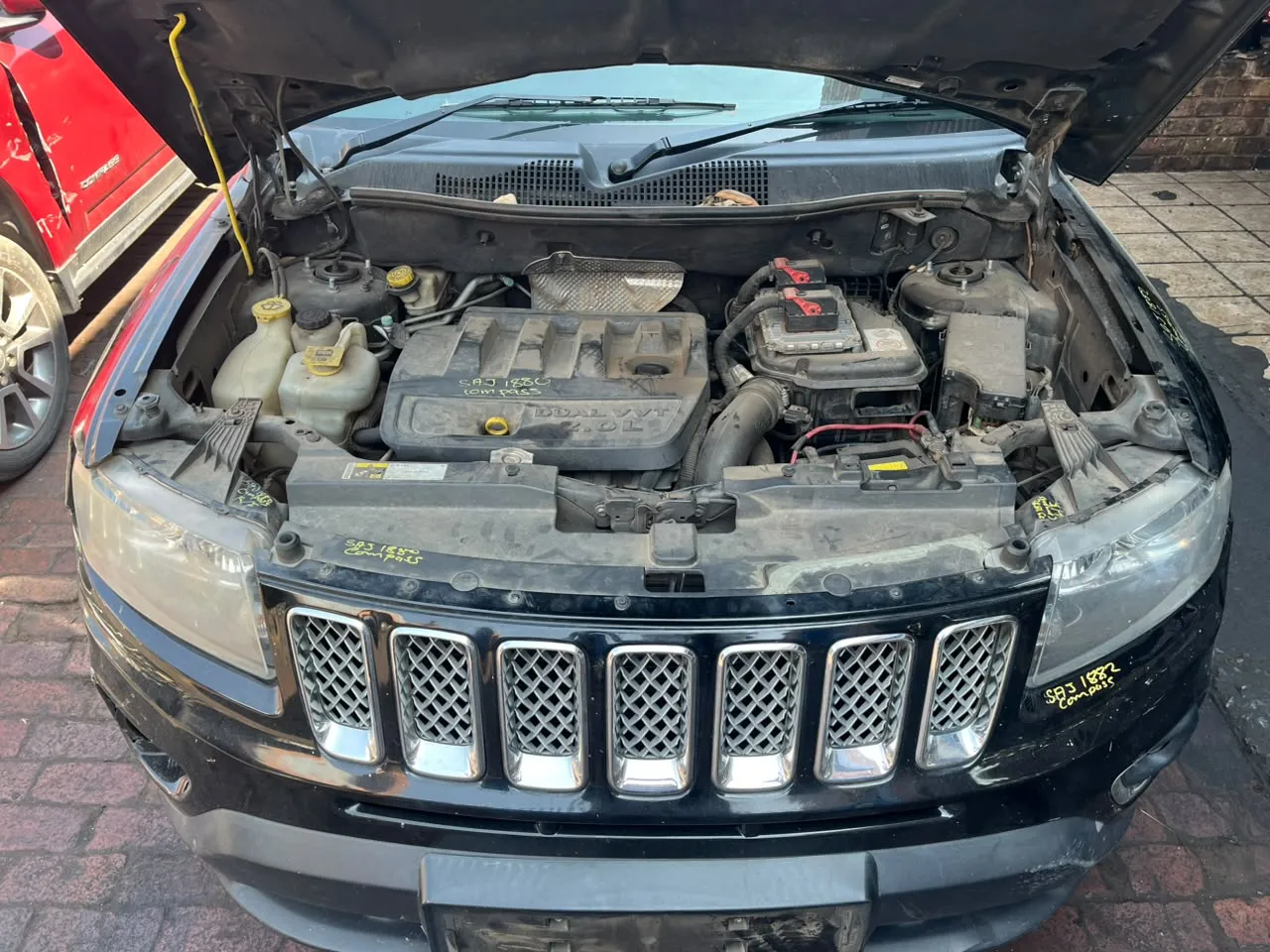 2014 Jeep Compass thumbnail 2