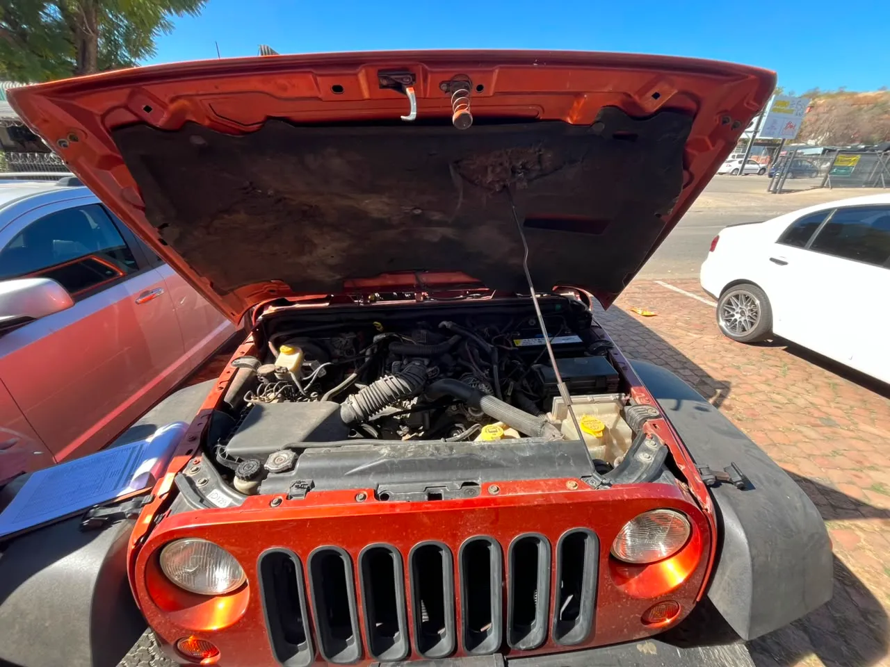2011 Jeep Wrangler  view 6