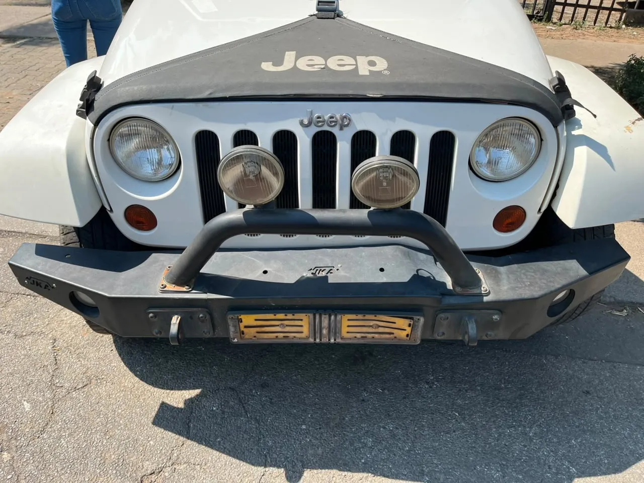 2010 Jeep Wrangler  view 4