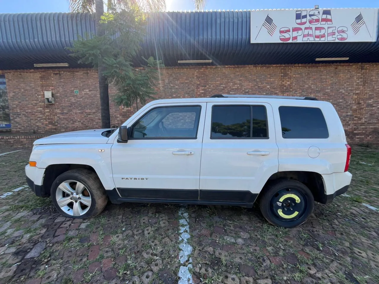 2015 Jeep Patriot  view 6