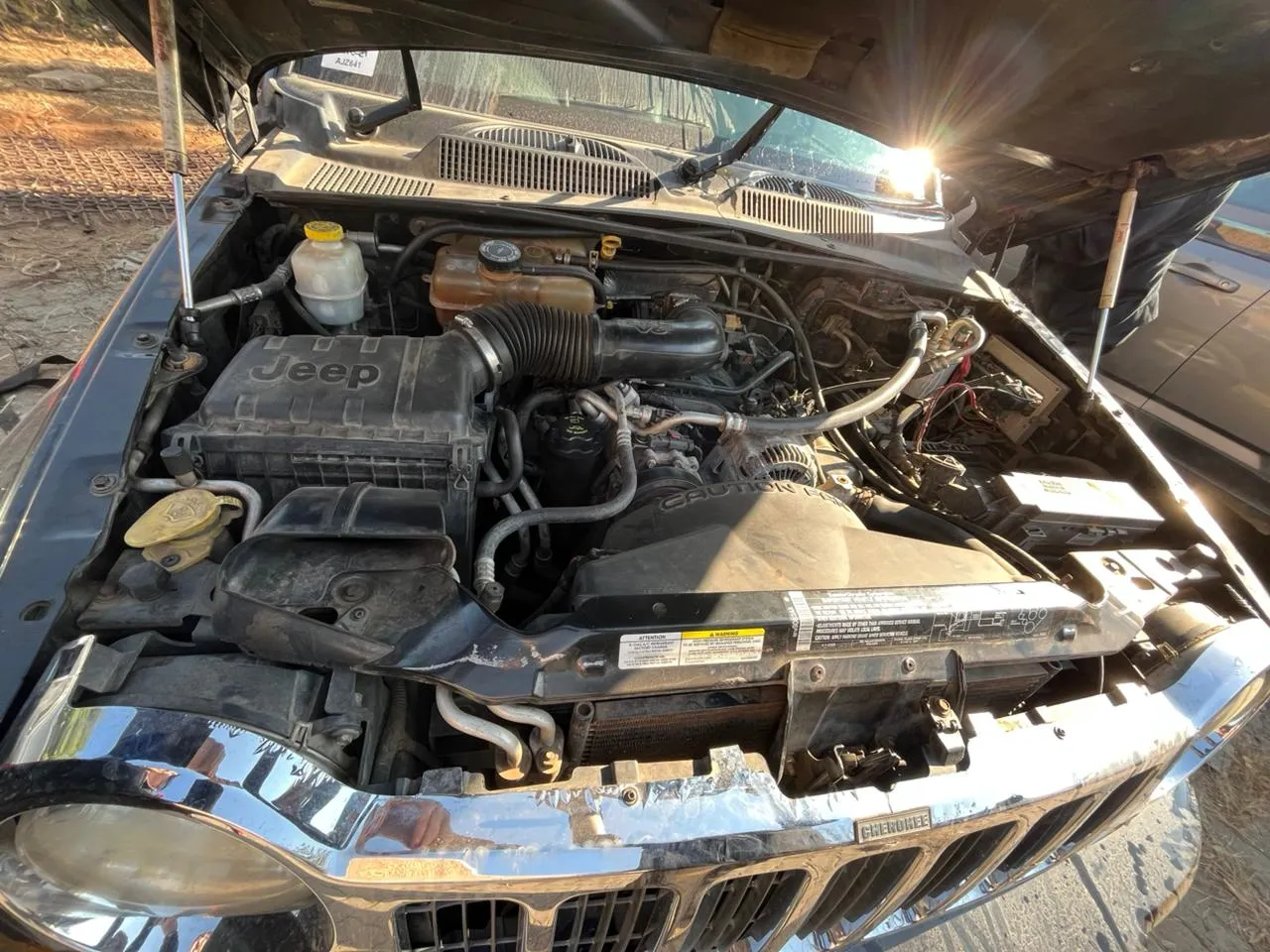 2005 Jeep Cherokee  view 6