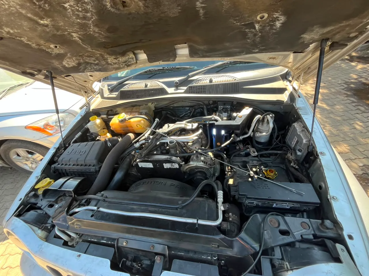 2002 Jeep Cherokee  view 3