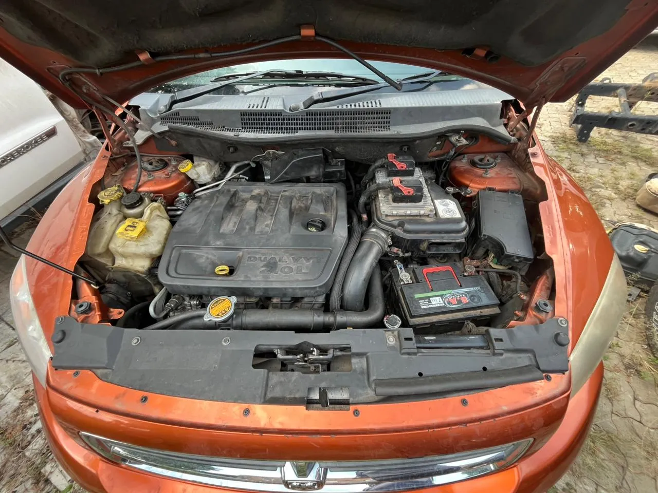 2011 Dodge Caliber  view 4