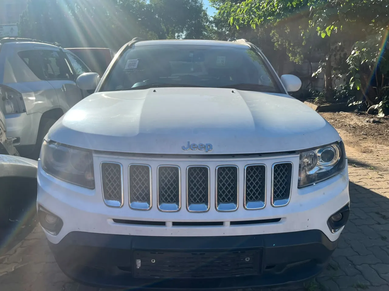 2015 Jeep Compass  view 2
