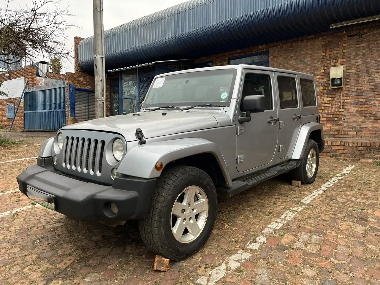 2014 Jeep Wrangler  view 2