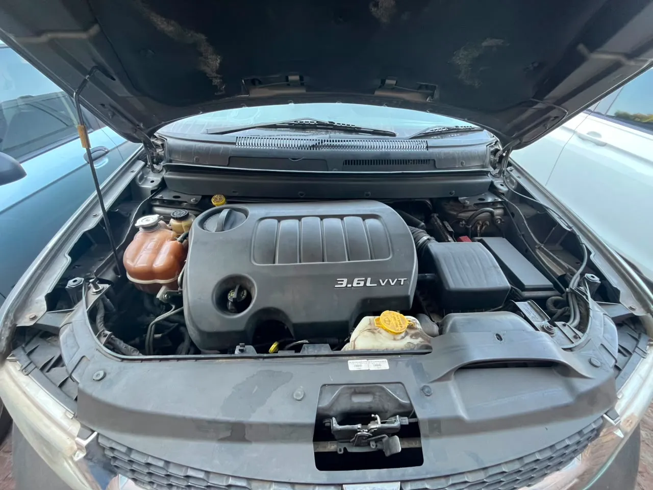 2012 Dodge Journey  view 3