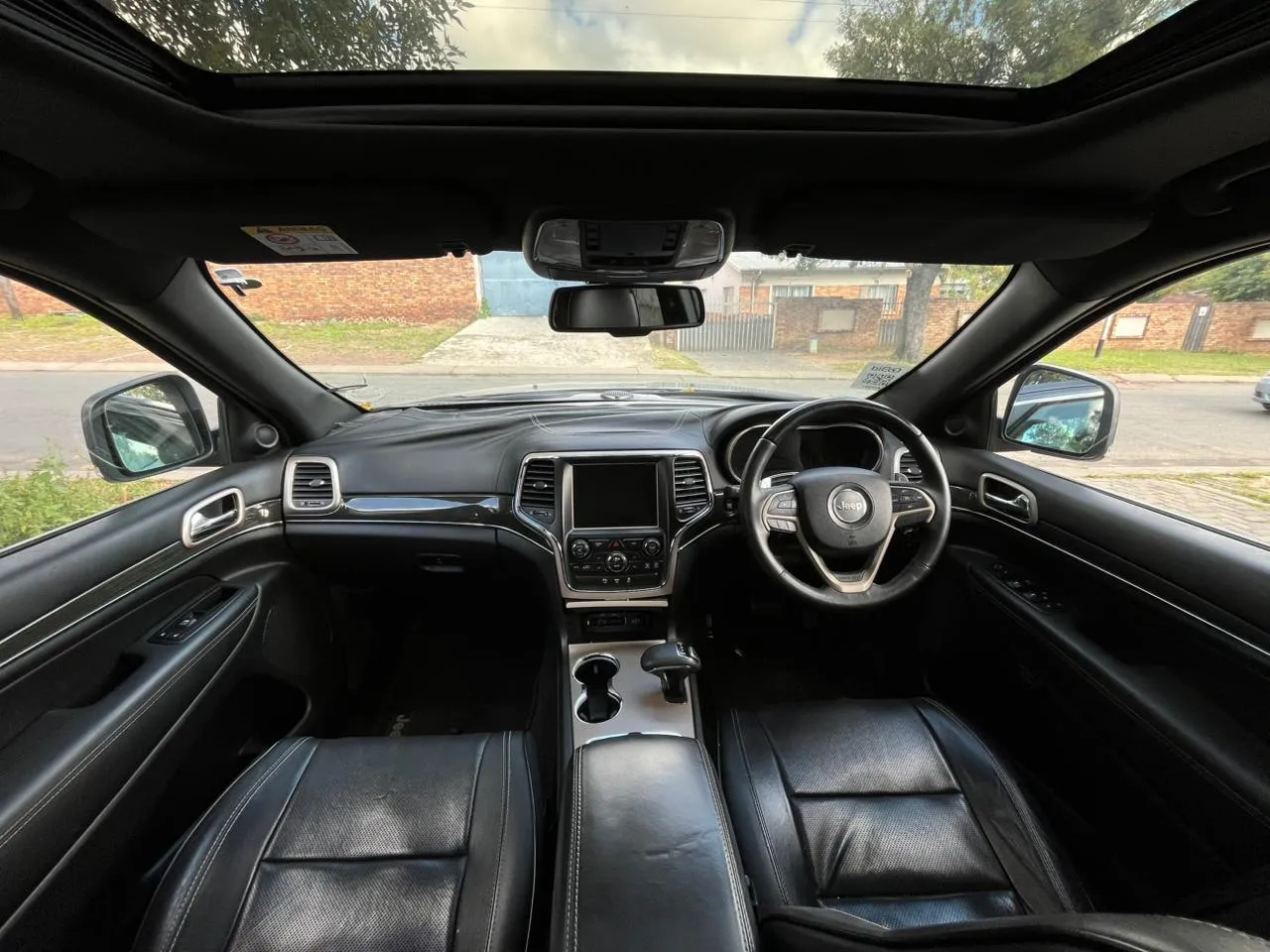 2014 Jeep Grand Cherokee  view 8