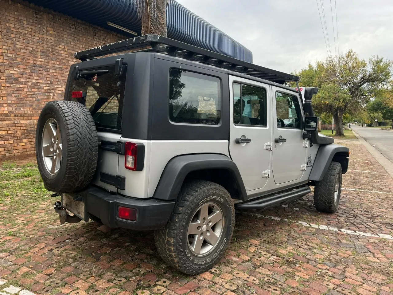 2010 Jeep Wrangler  view 7