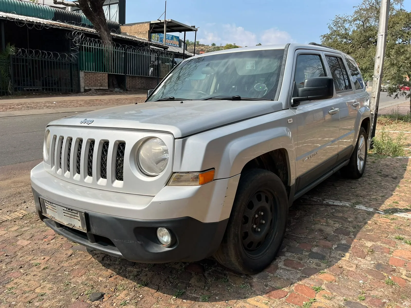 2014 Jeep Patriot thumbnail 2