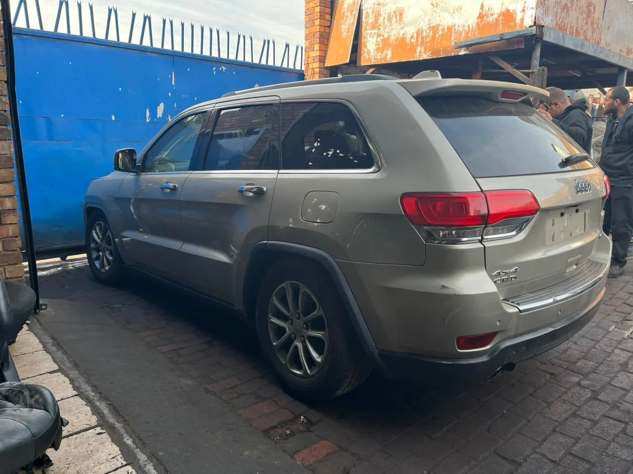 2015 Jeep Grand Cherokee  view 3