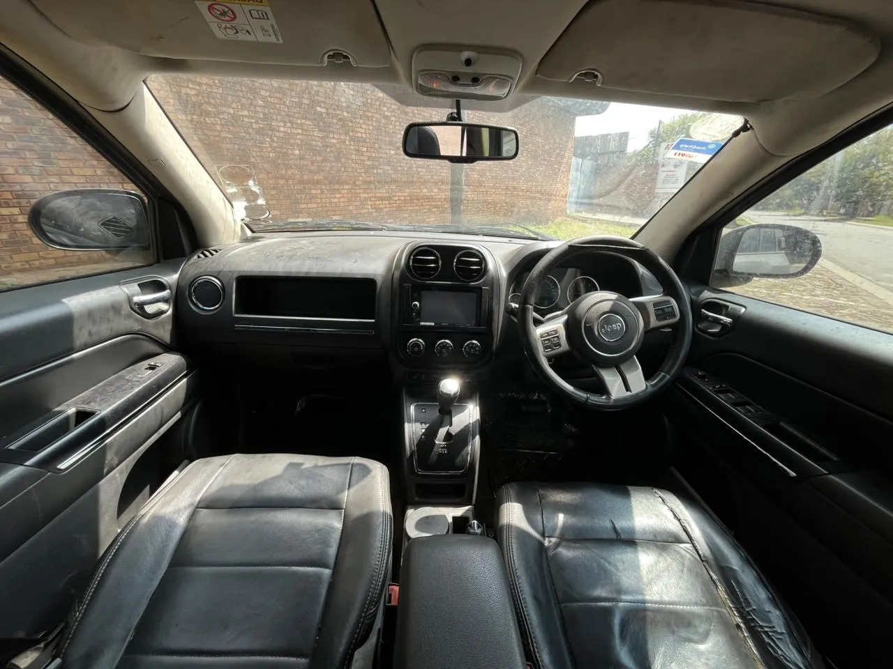 2013 Jeep Compass  view 7