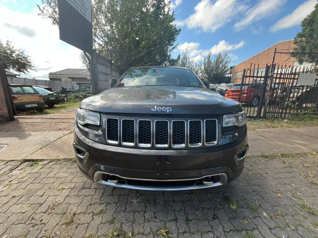 2014 Jeep Grand Cherokee  view 6