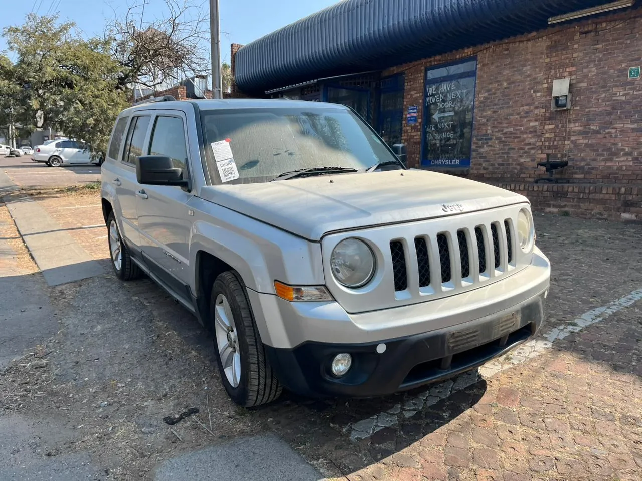 2011 Jeep Patriot thumbnail 2