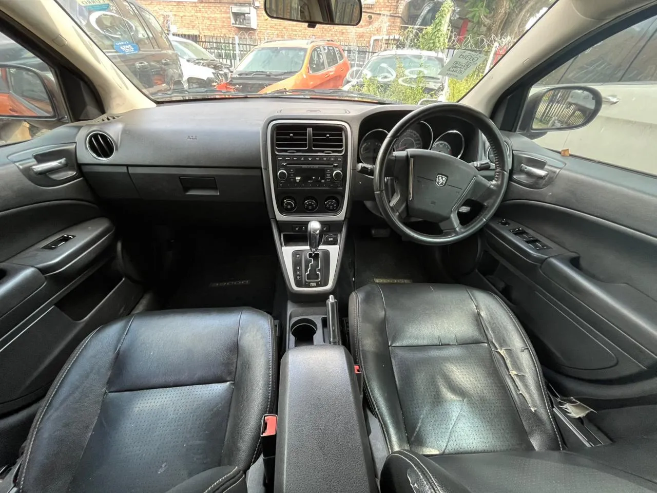 2011 Dodge Caliber  view 5