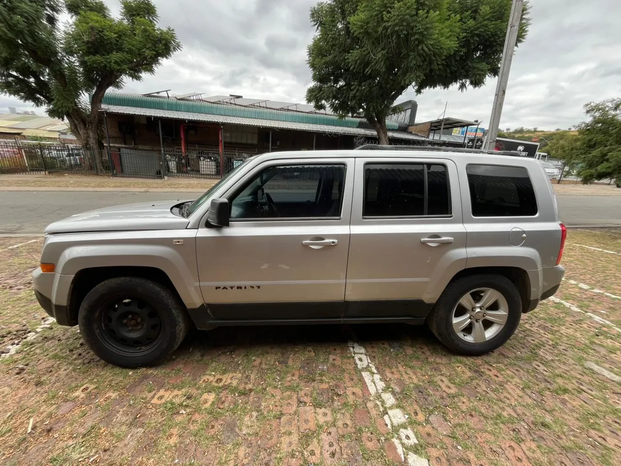 2014 Jeep Patriot  view 5