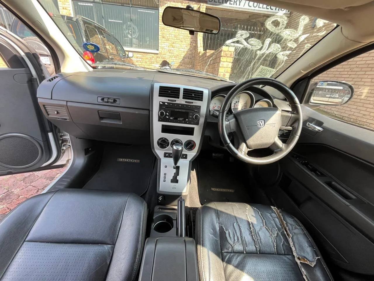 2009 Dodge Caliber  view 5