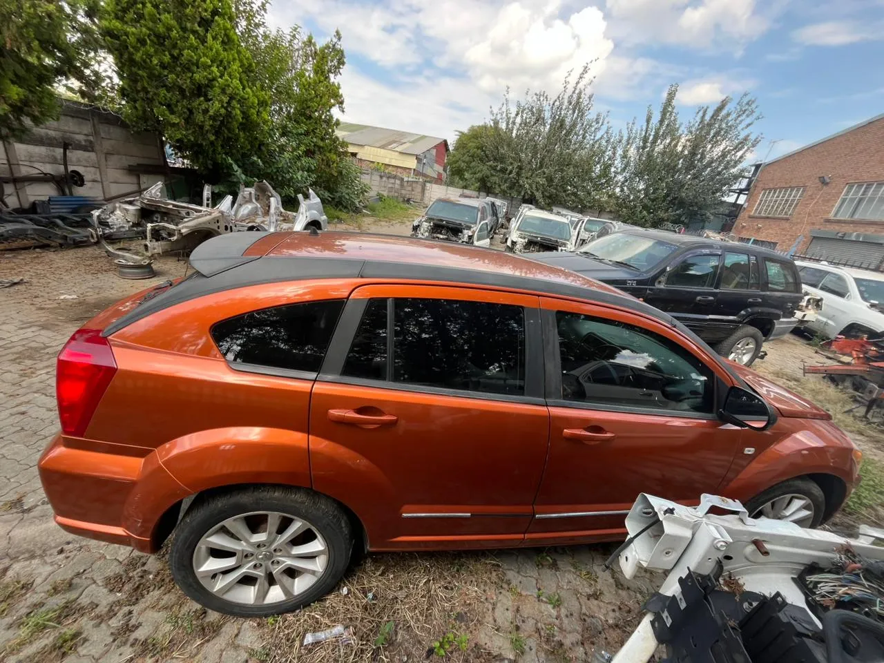 2011 Dodge Caliber  view 6
