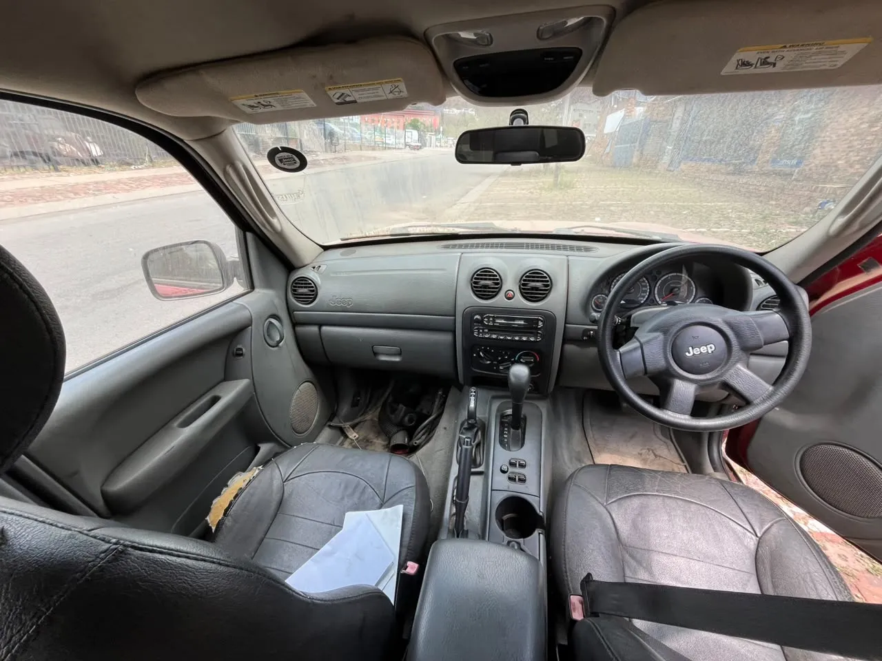 2007 Jeep Cherokee  view 5