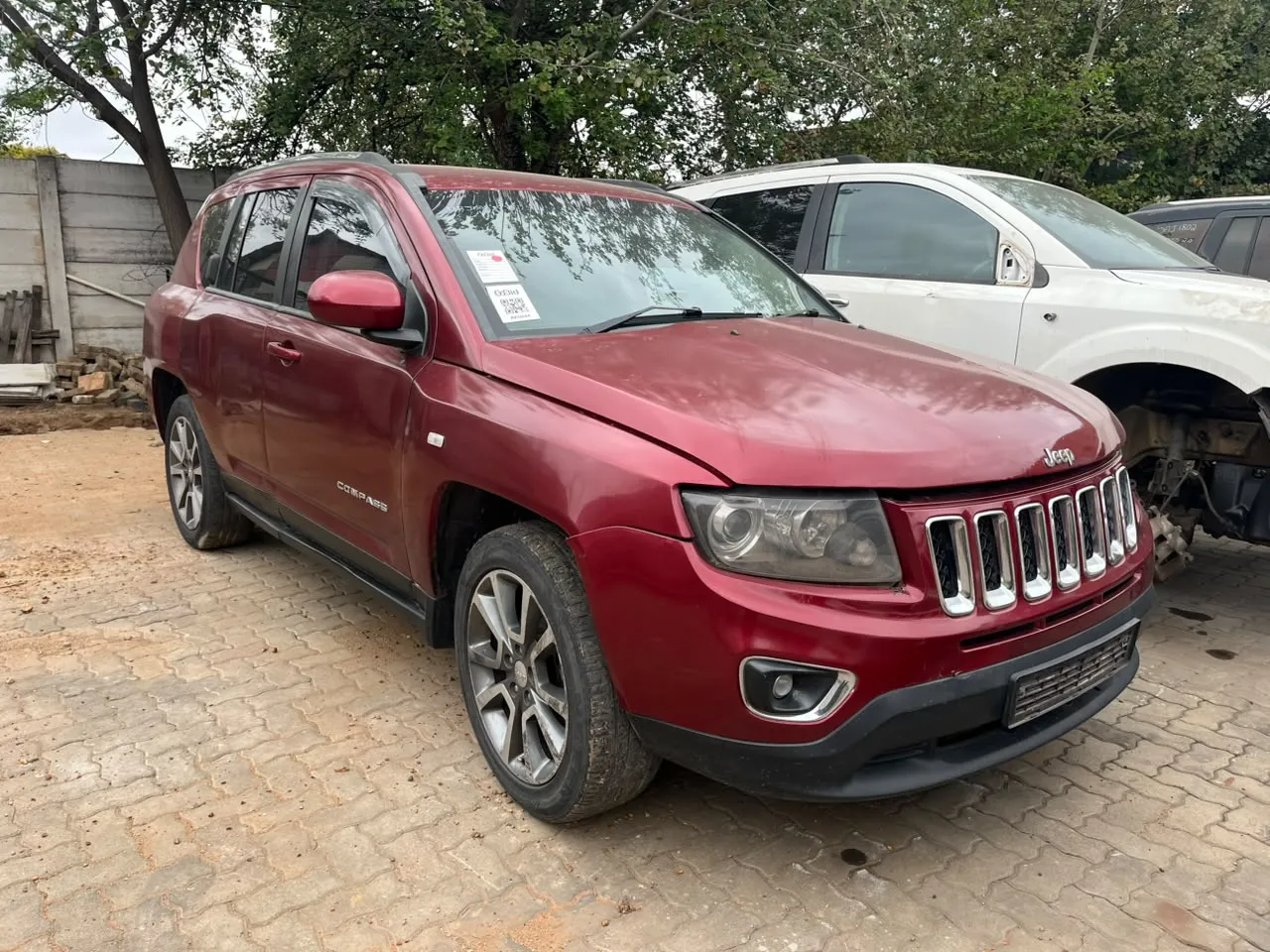 2014 Jeep Compass  view 2