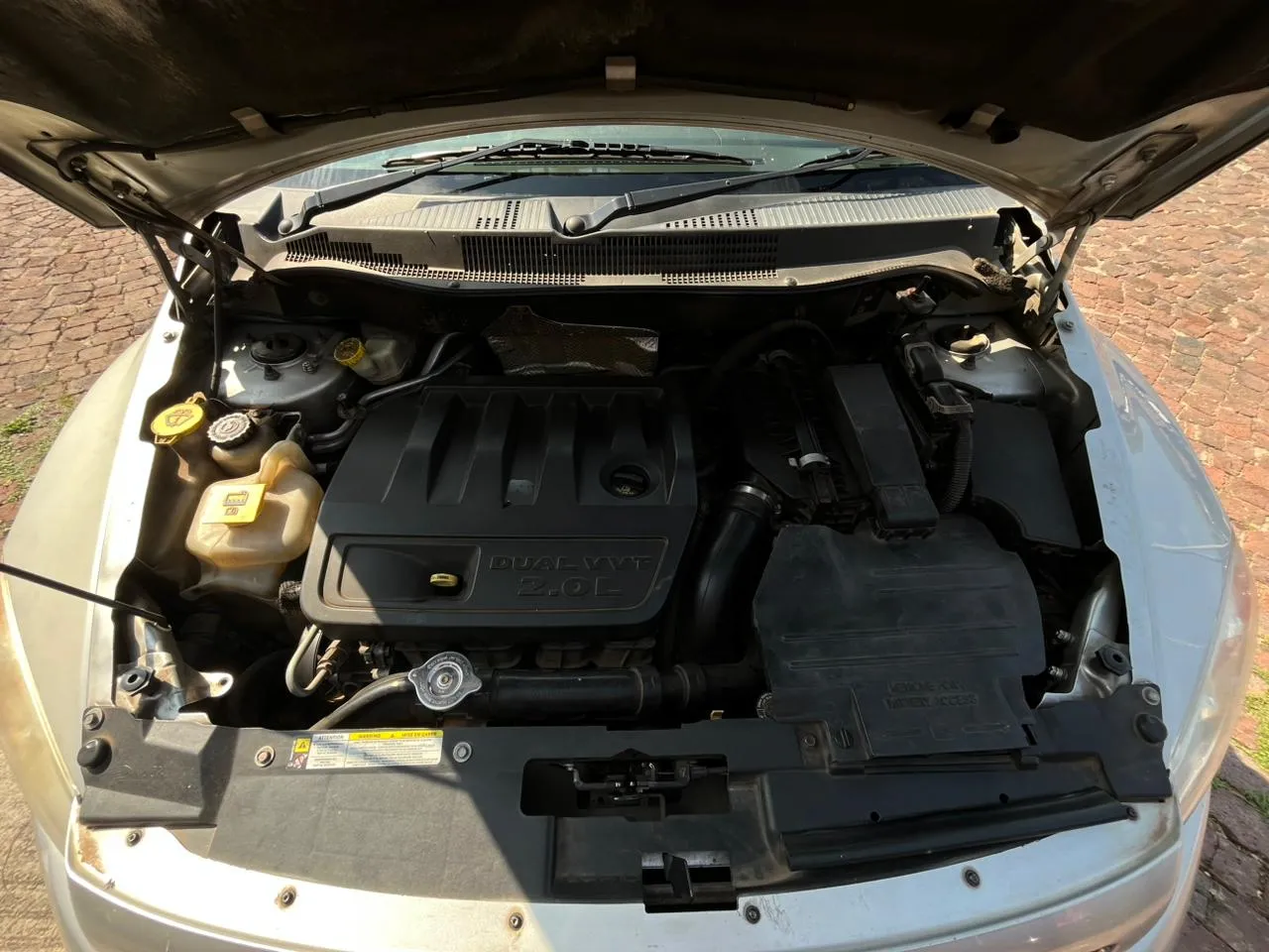 2009 Dodge Caliber  view 3