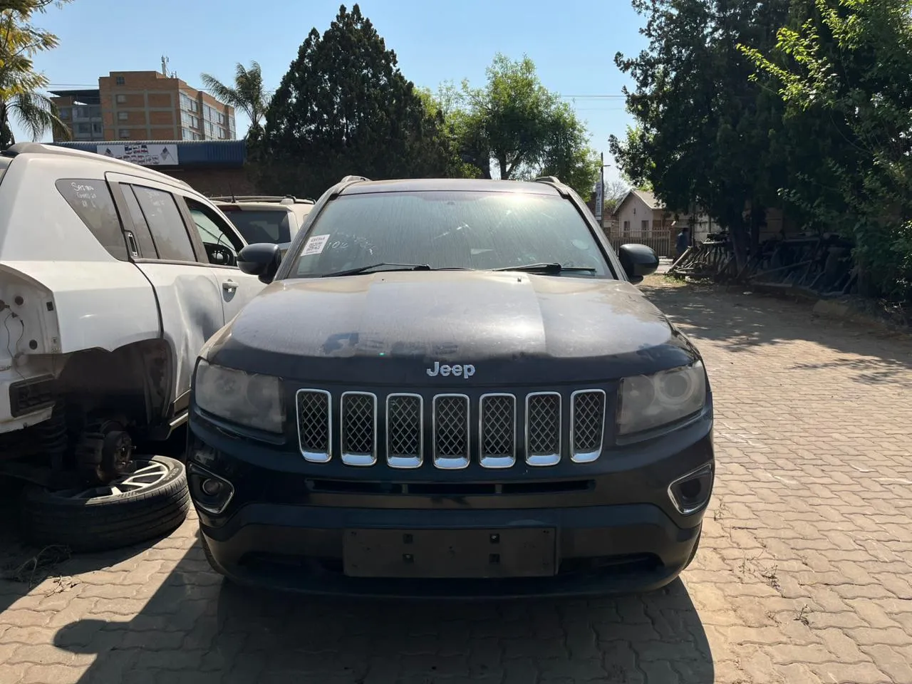 2014 Jeep Compass  view 2