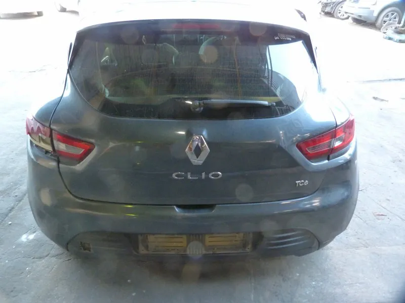 2018 Renault Clio IV 900T Authentique Manual view 4