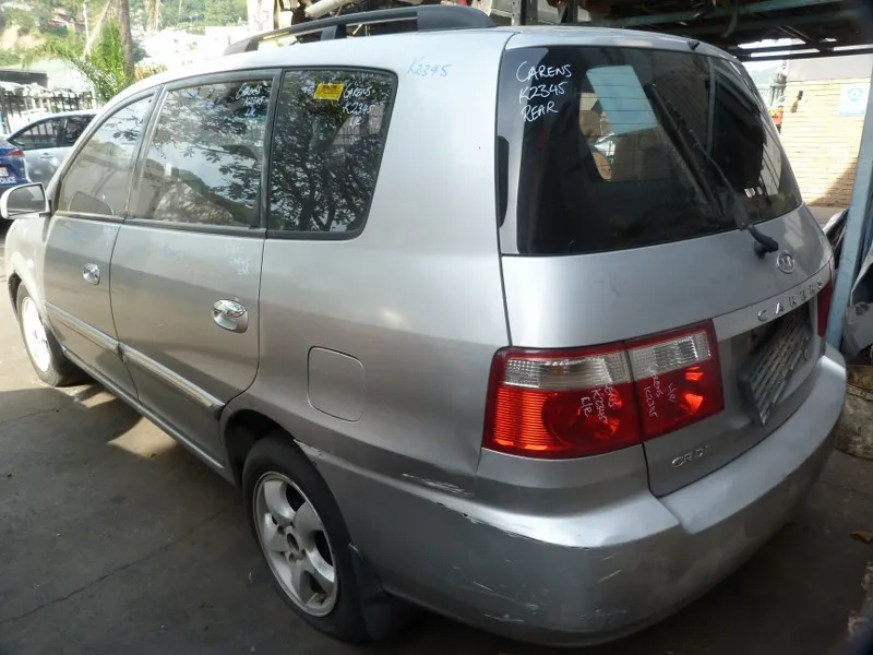 2005 Kia Carens 2.0 CRDi 16V AT view 4