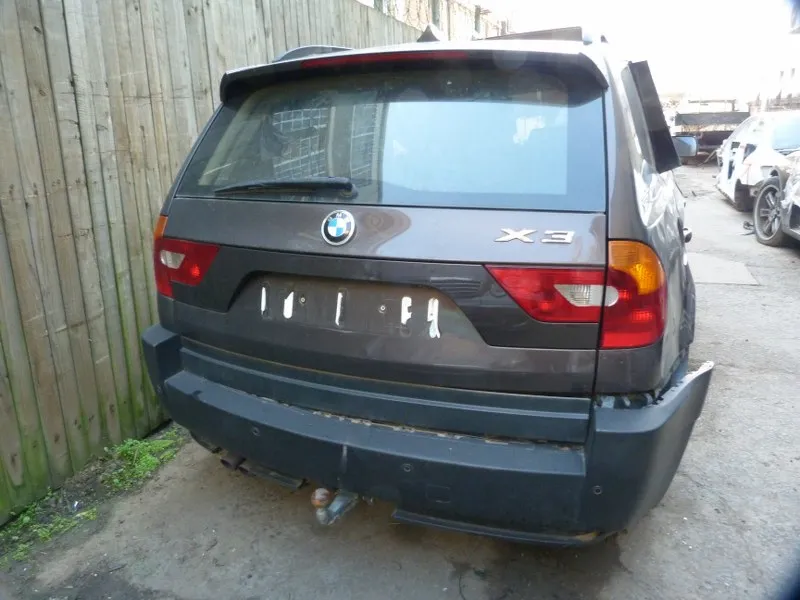 2005 BMW X3 3.0i E83 Manual view 4