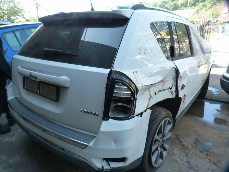 2014 Jeep Compass 2.0 LTD AT view 5