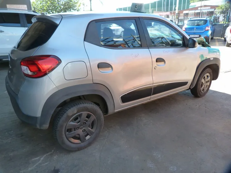2018 Renault Kwid 1.0 Manual view 3