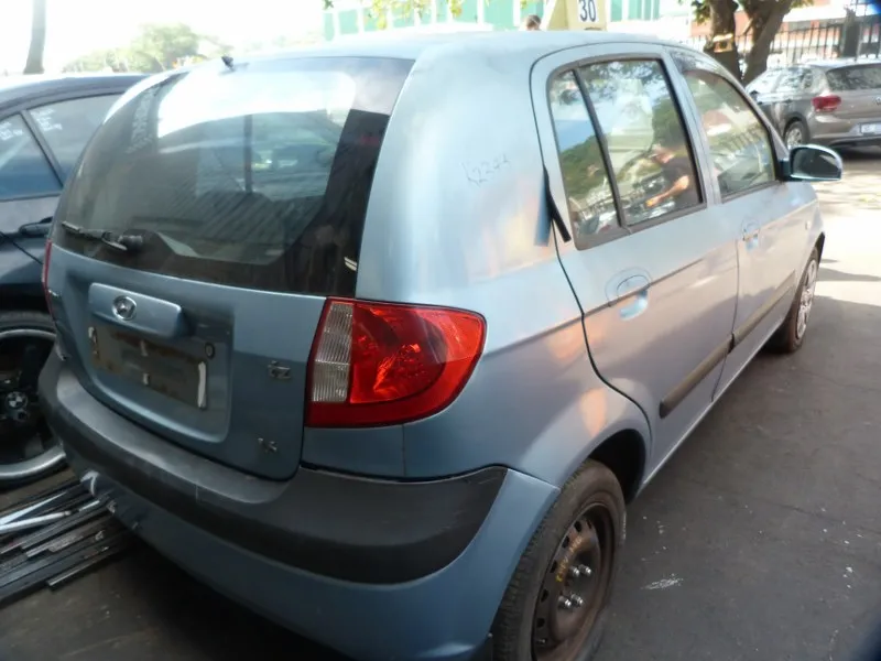 2007 Hyundai Getz 1.6 16V Manual view 5