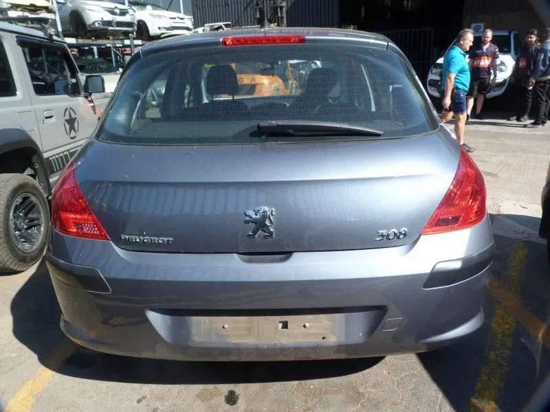 2009 Peugeot 308 1.6 view 3