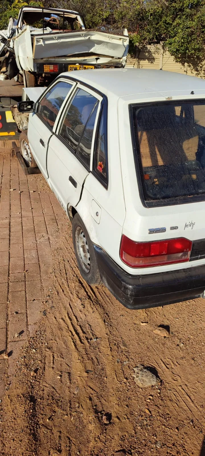 2025 Mazda 323  view 4