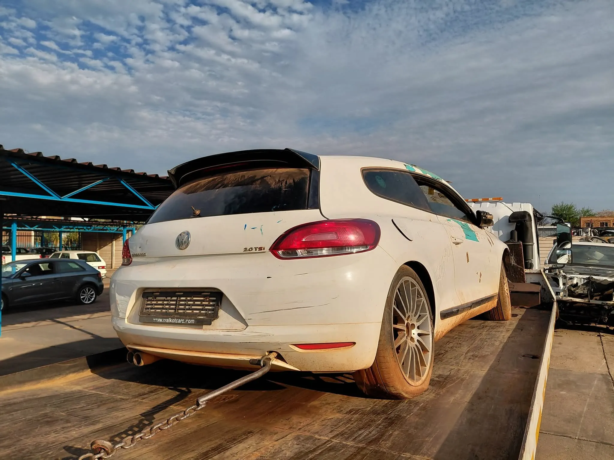 2013 Volkswagen Scirocco CCZ view 3