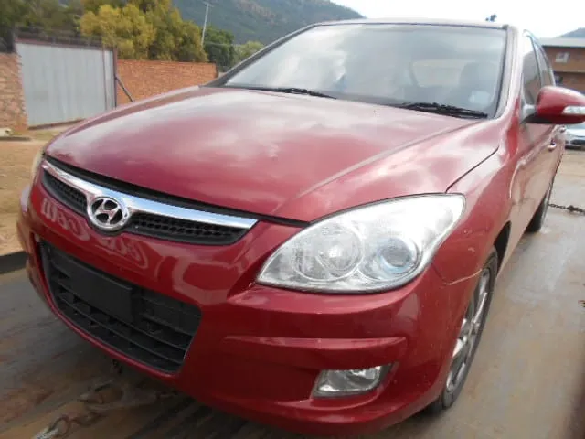 2025 Hyundai i30 view 6