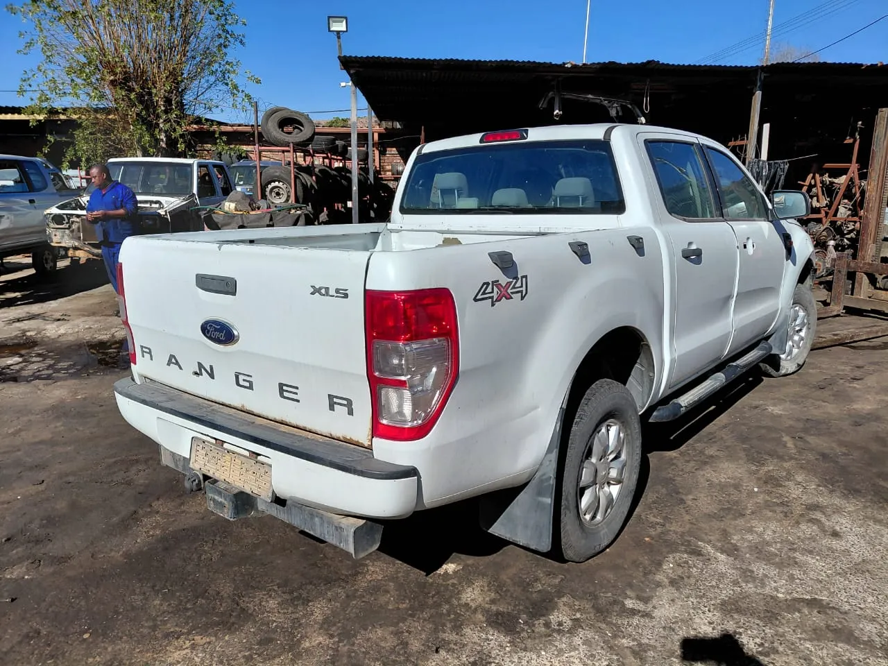 2025 Ford Ranger view 3