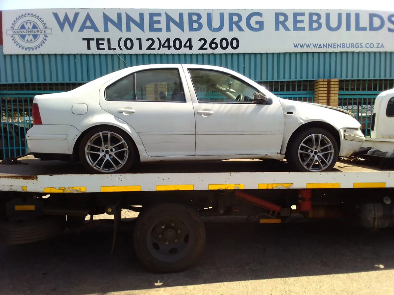 2025 Volkswagen Jetta view 4