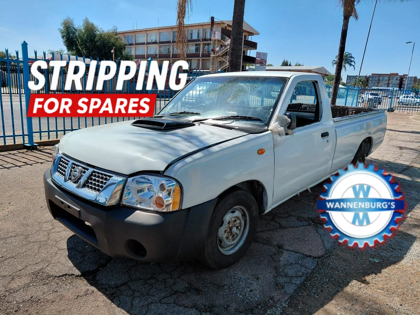 2019 Nissan NP300 YD 25 view 1