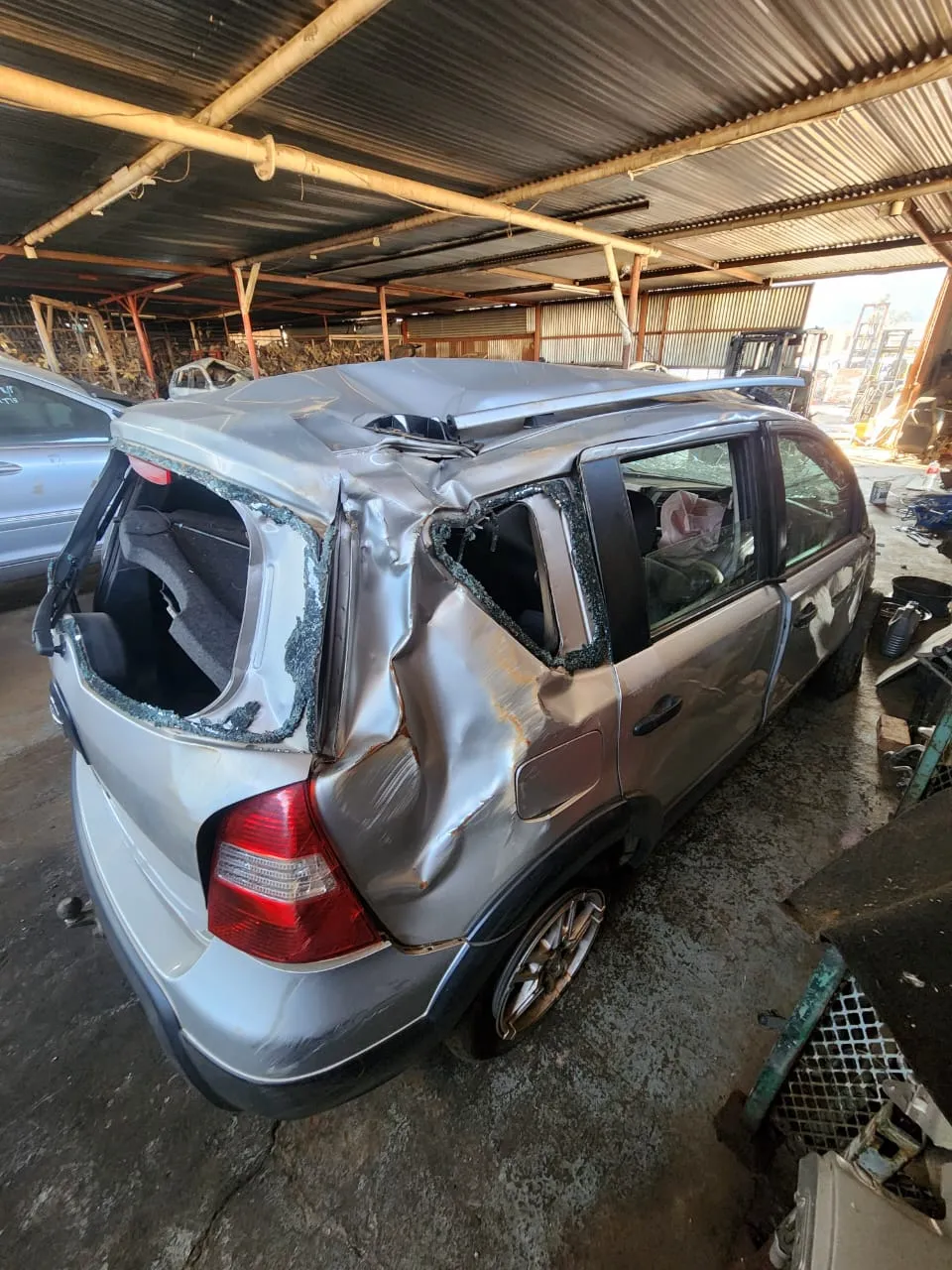 2025 Nissan Livina  view 3