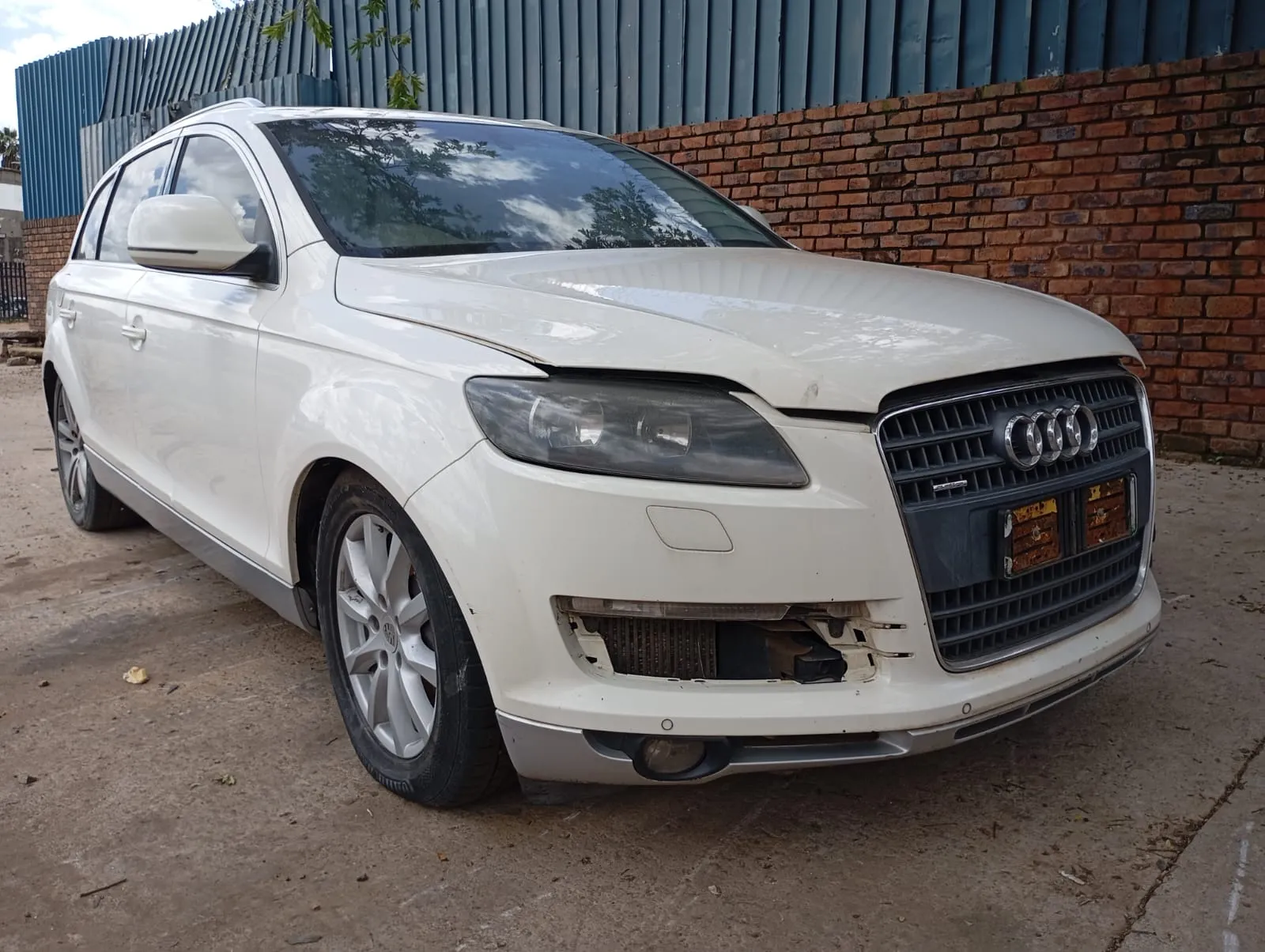 2006 Audi Q7 QUATTRO view 5