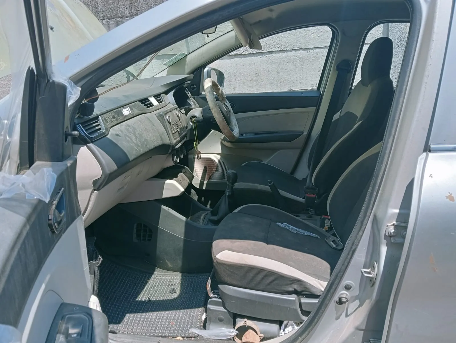 2023 Renault Triber thumbnail 6