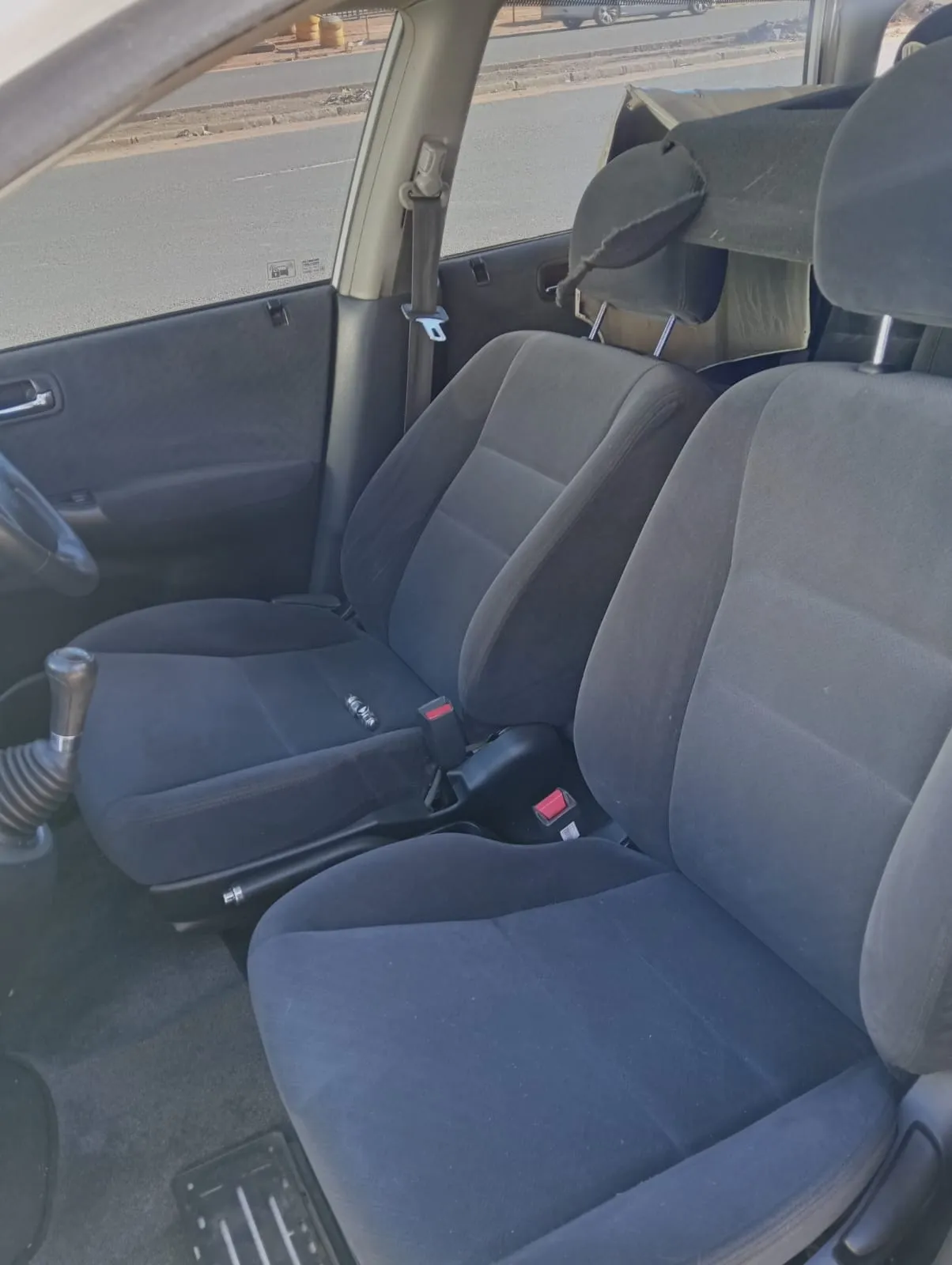 2005 Honda Civic D17A view 7
