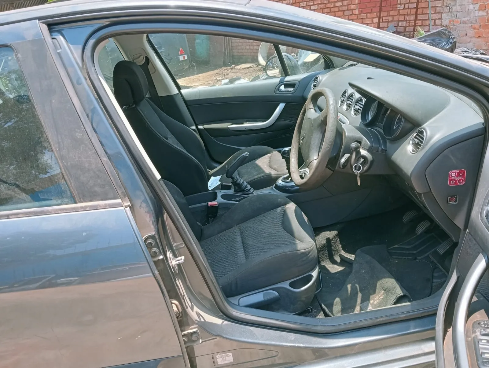 2010 Peugeot 308 thumbnail 6