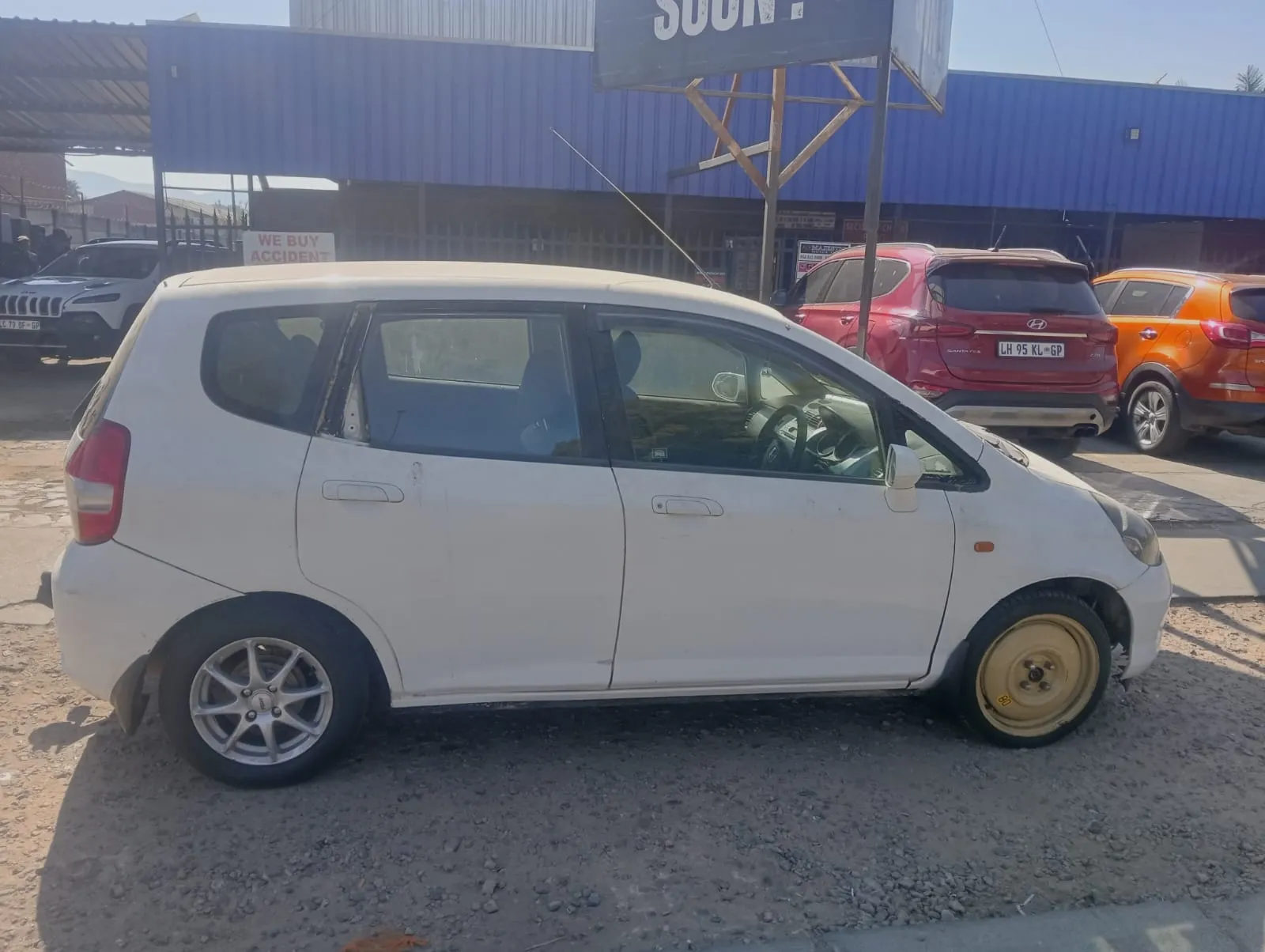 2004 Honda Jazz L13A1 view 7