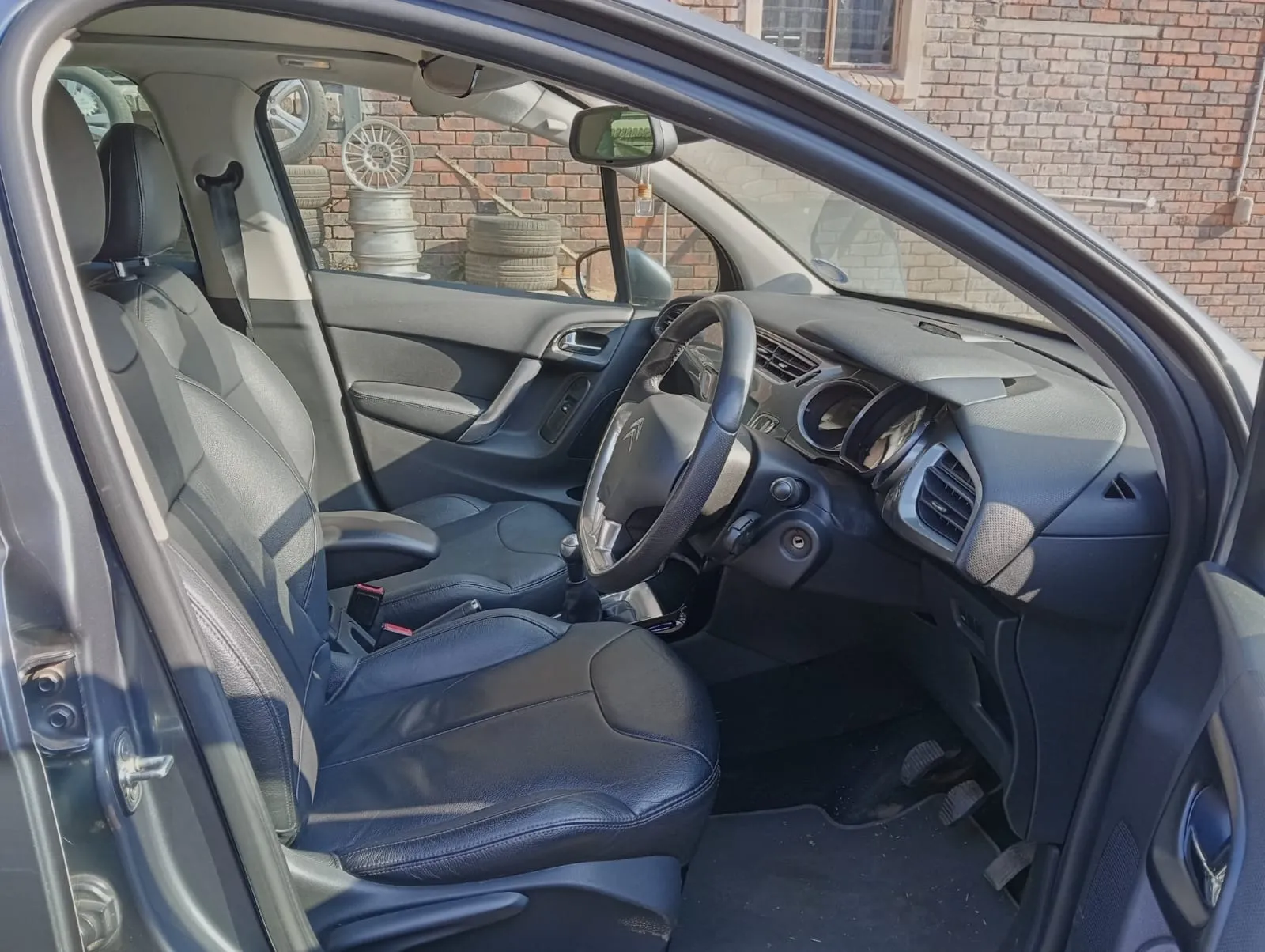 2013 Citroën C3 10FH view 5
