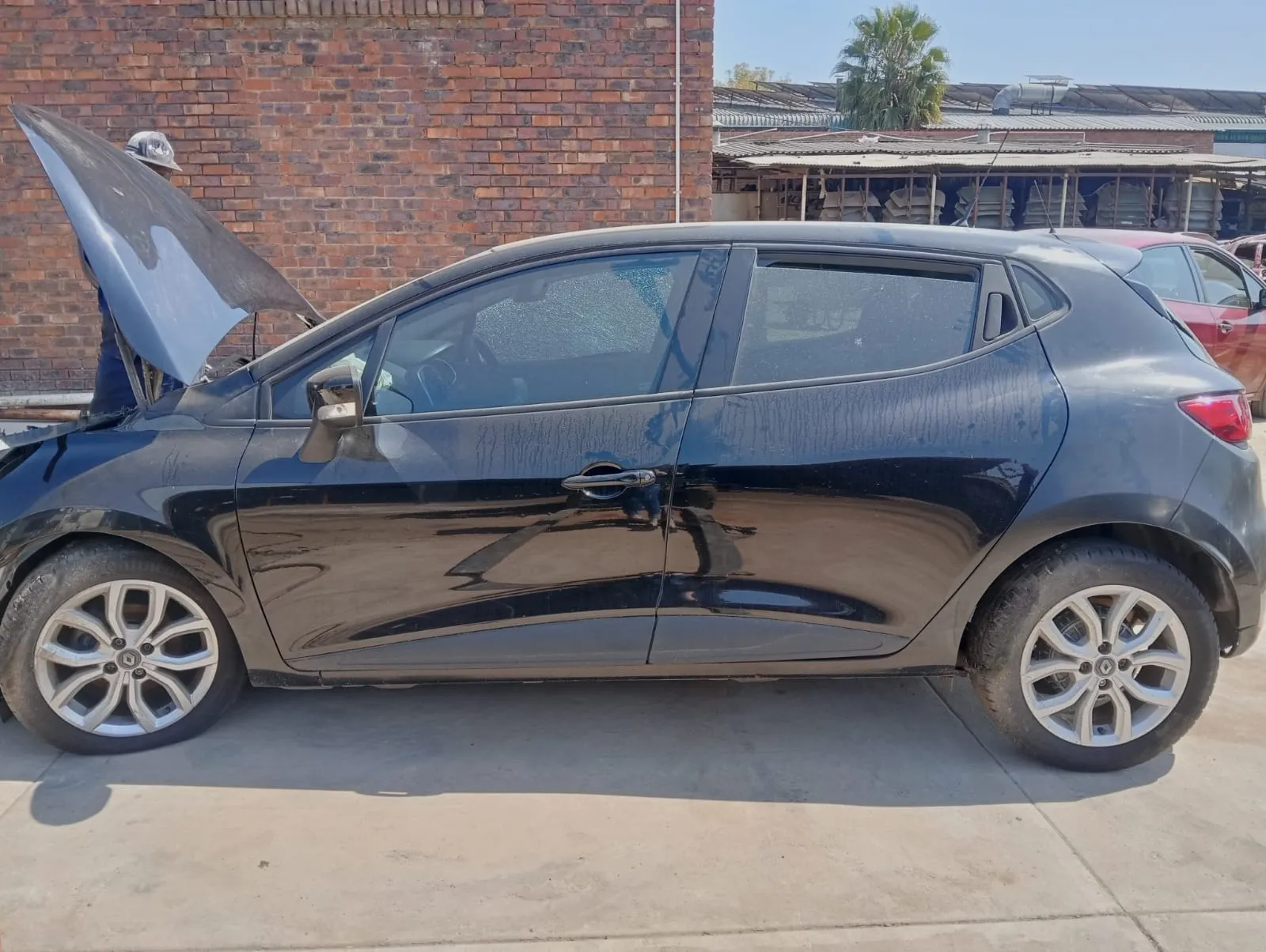 2019 Renault Clio H5F view 7